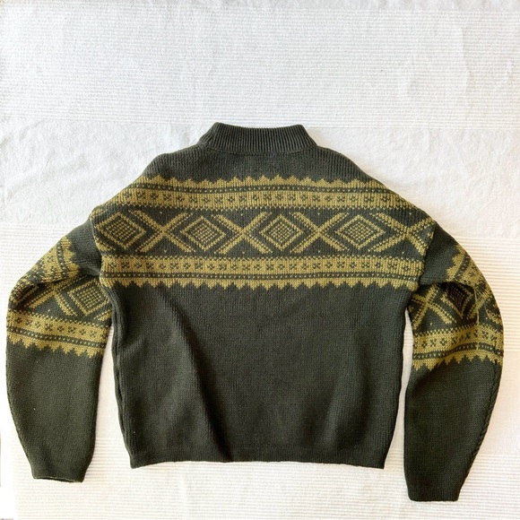 Vintage Nordic White Ram Knit Wool Sweater in Green - Picture 8 of 11